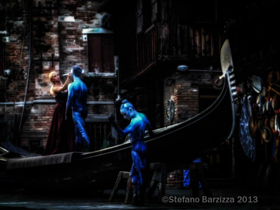 venezia e la gondola -tagliapietra art performance